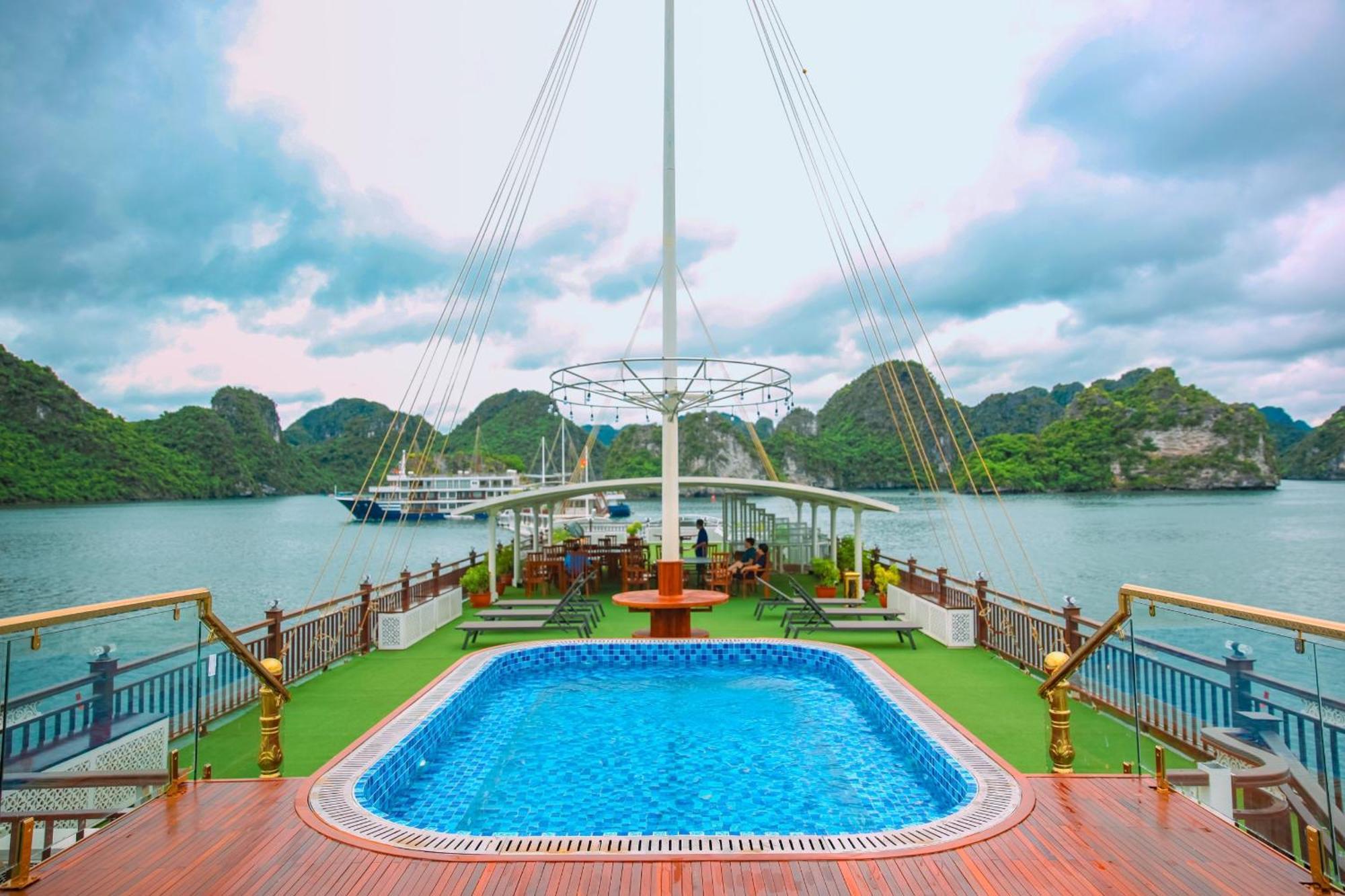 Le Journey Elegance Cruise Hotel Ha Long Exterior foto