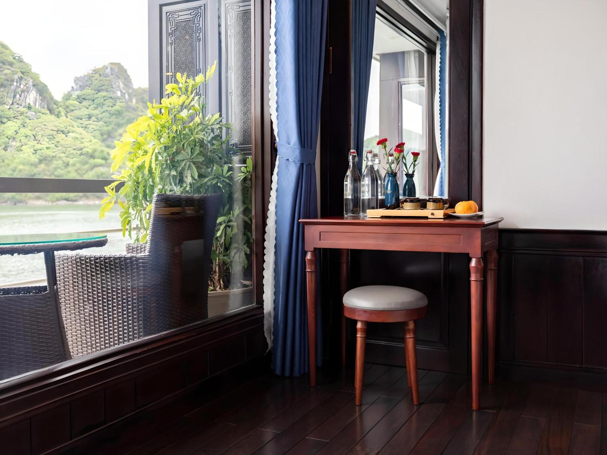Le Journey Elegance Cruise Hotel Ha Long Exterior foto